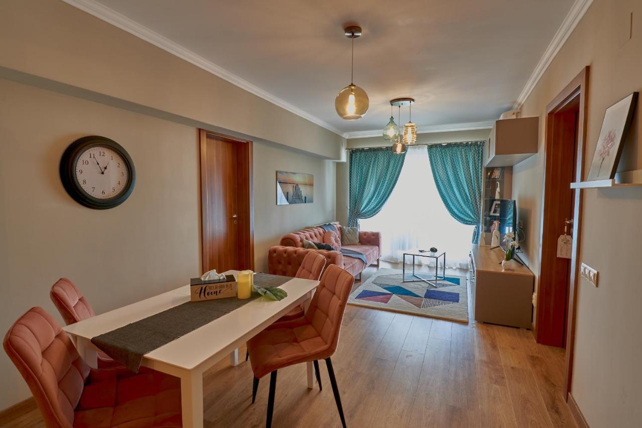 Stylish Place In The Heart Of Cluj-Napoca Exterior photo