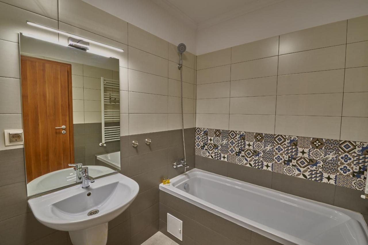 Stylish Place In The Heart Of Cluj-Napoca Exterior photo